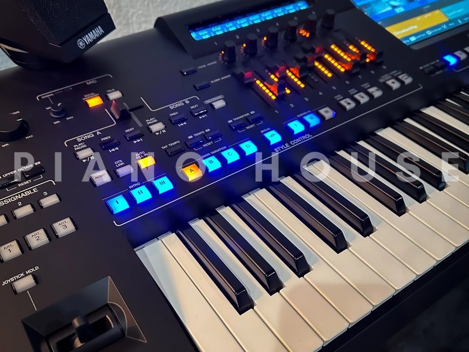 Cận cảnh Yamaha GENOS2 tại Piano House